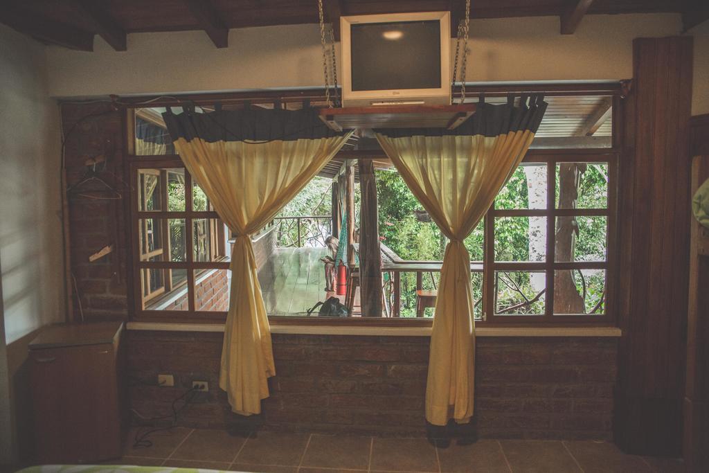 Hostal Las Palmas Puyo Bagian luar foto