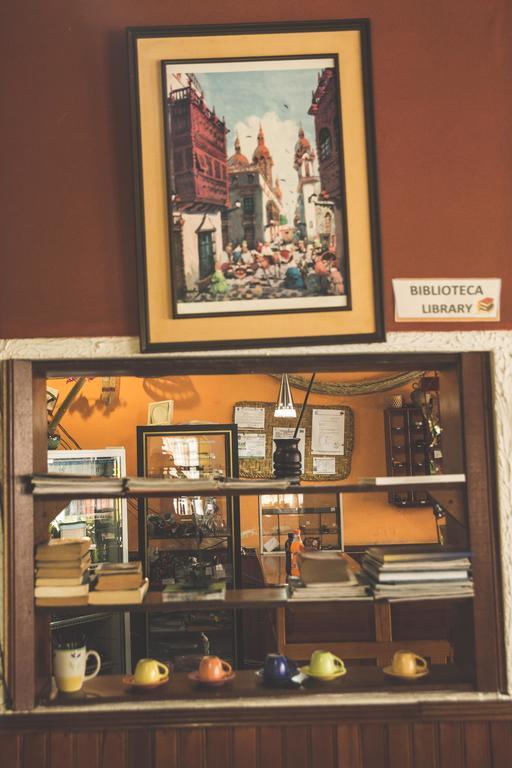 Hostal Las Palmas Puyo Bagian luar foto