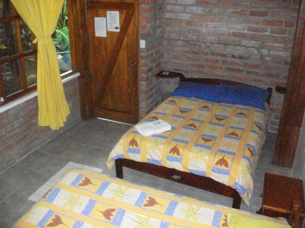 Hostal Las Palmas Puyo Bagian luar foto