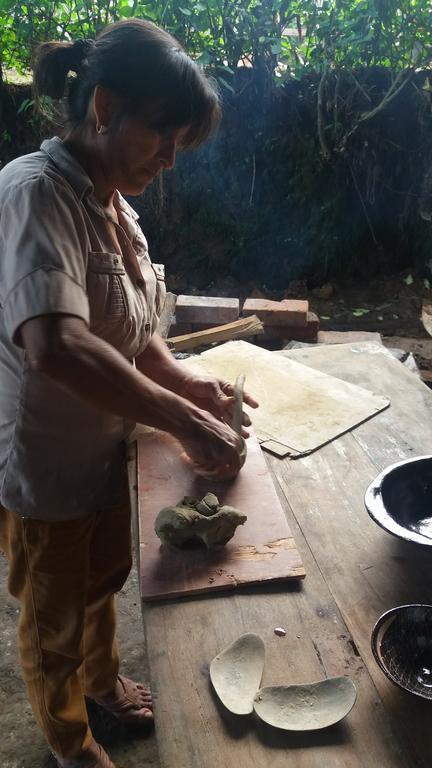 Hostal Las Palmas Puyo Bagian luar foto